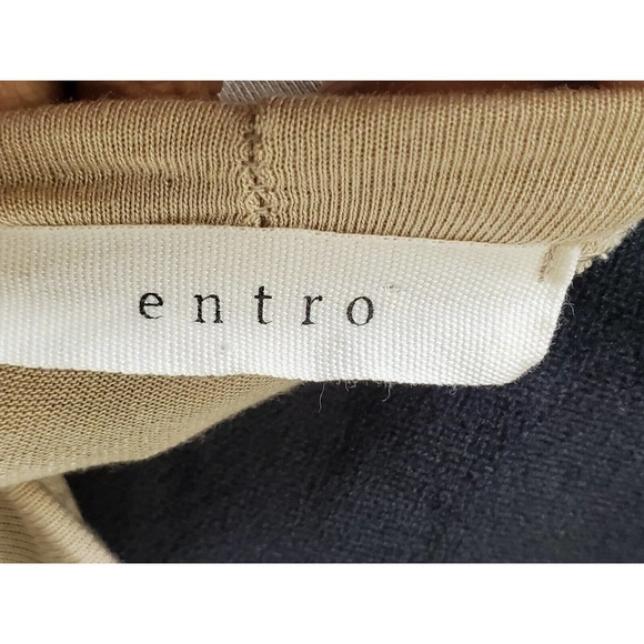 Entro Womens Beige Rayon Long Bell Sleeve Keyhole Neck Top Blouse Size Small - Picture 7 of 10